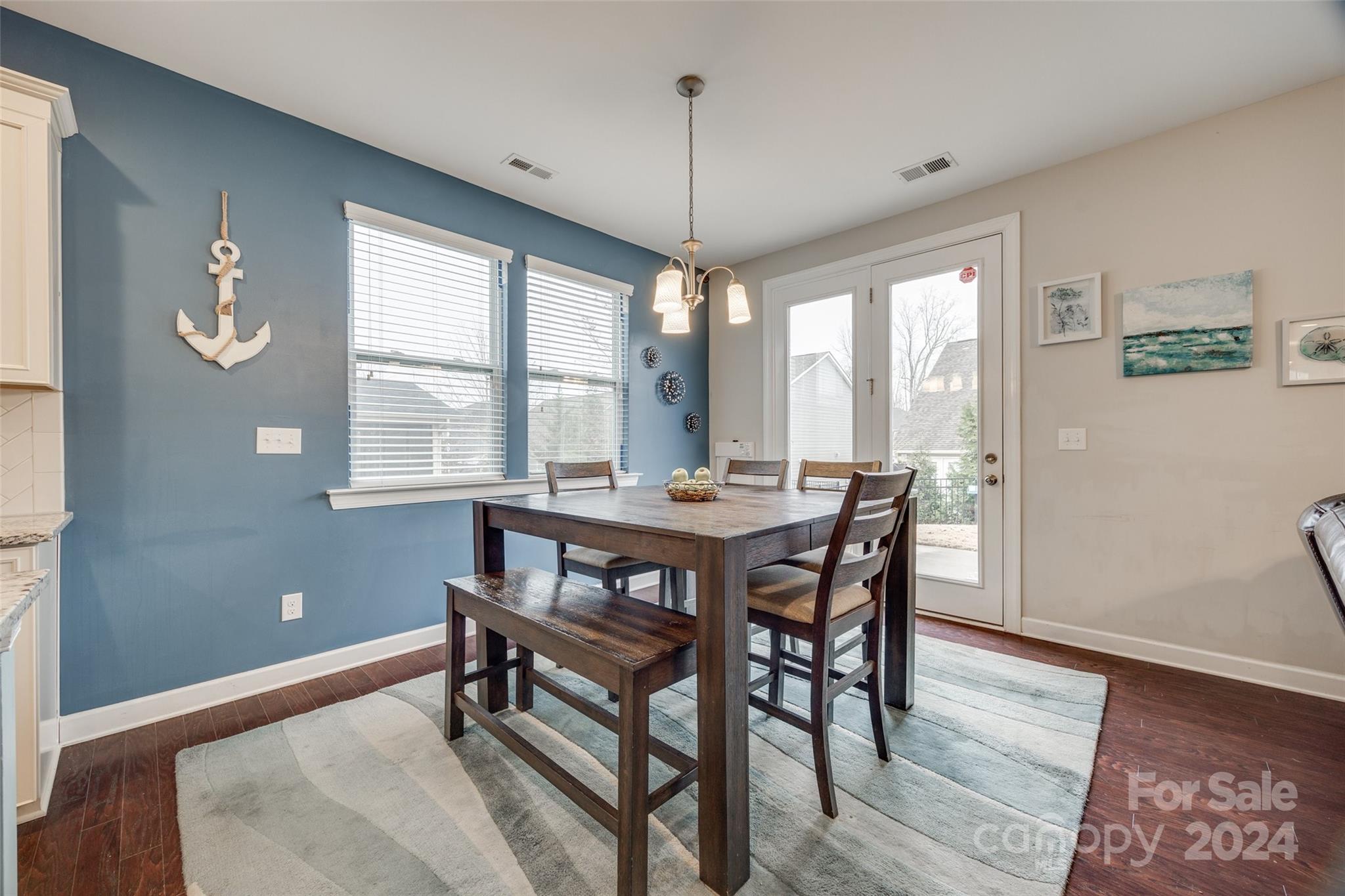 Lake Crest - Residential