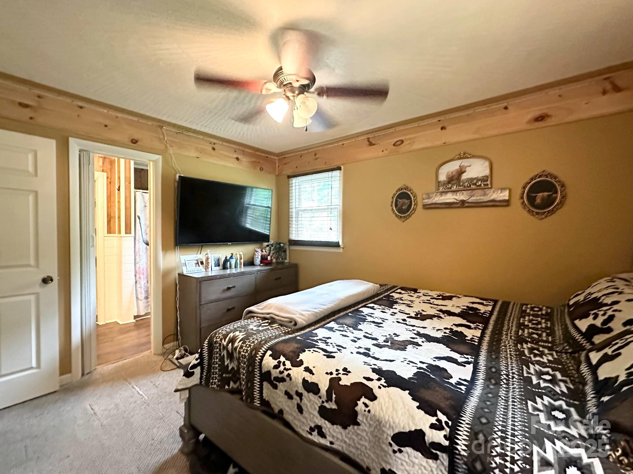 Lenoir, North Carolina 28645, United States, 3 Bedrooms Bedrooms, ,2 BathroomsBathrooms,Residential,Under Contract,140427