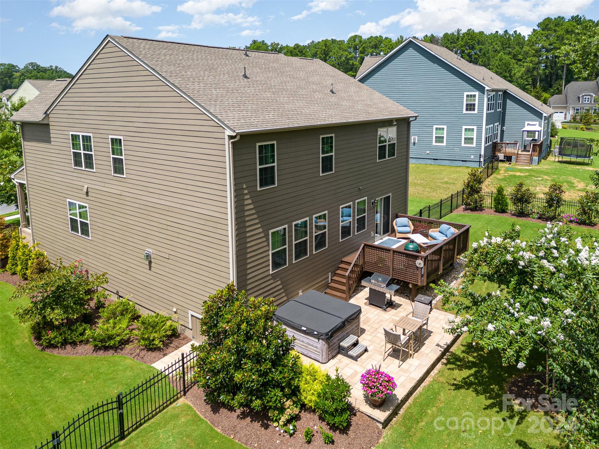 Southern Trace - Residential