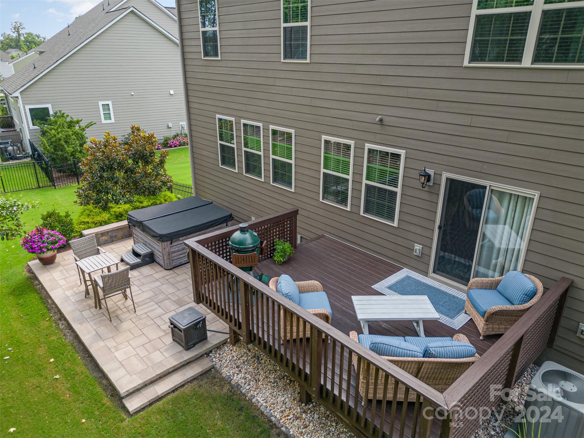 Southern Trace - Residential