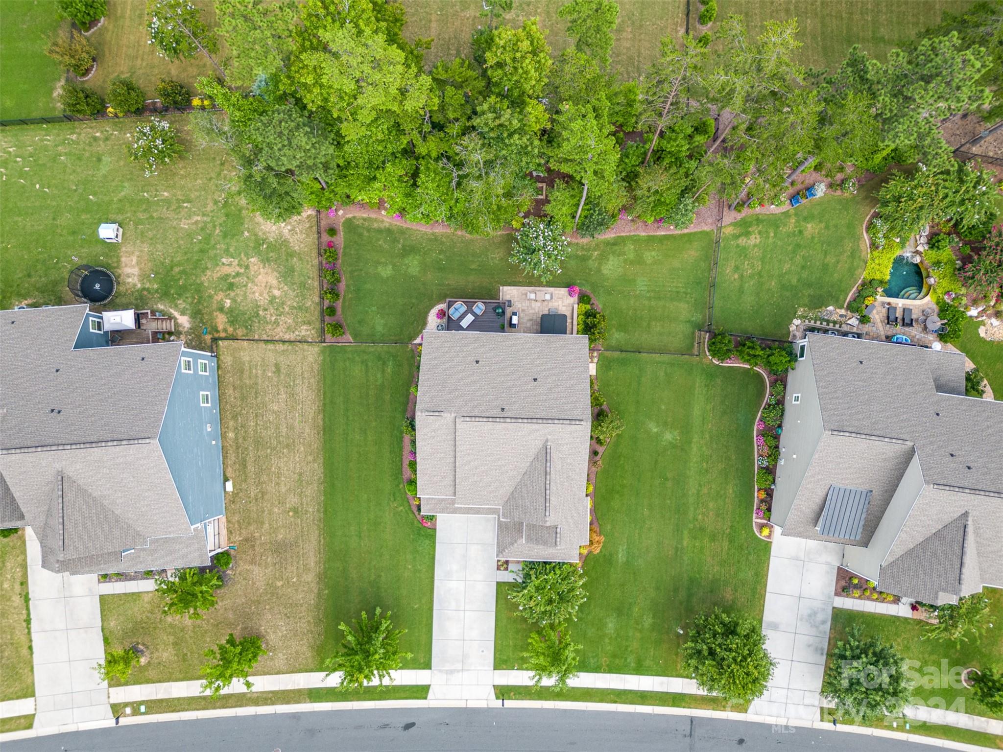 Southern Trace - Residential