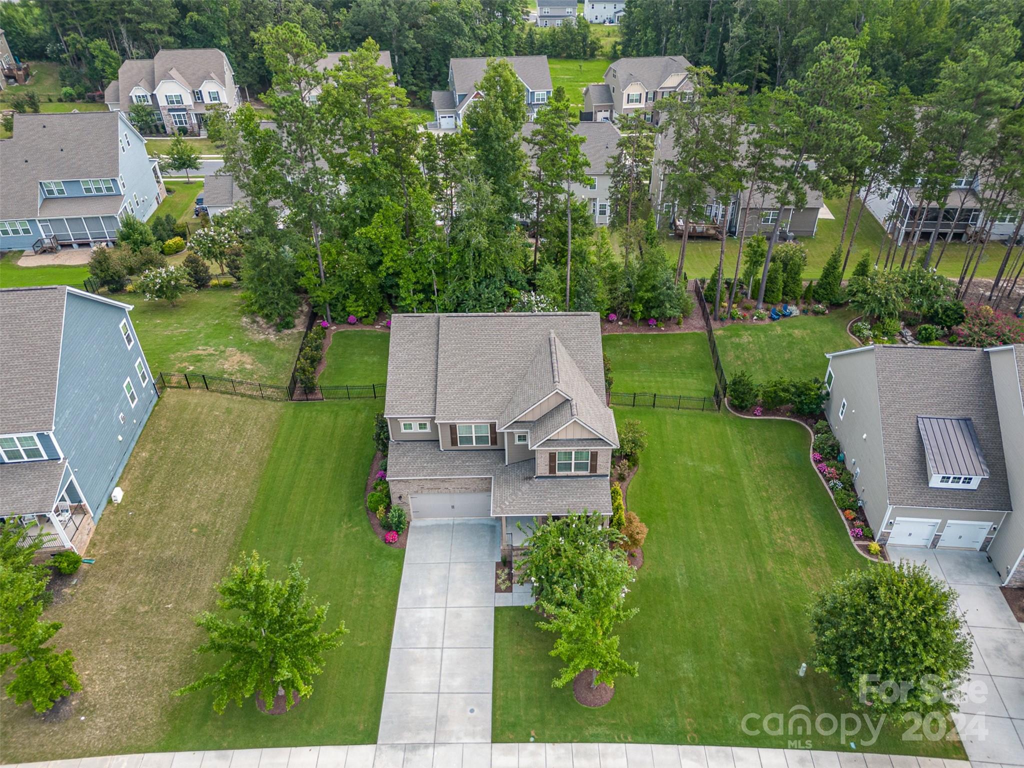 Southern Trace - Residential