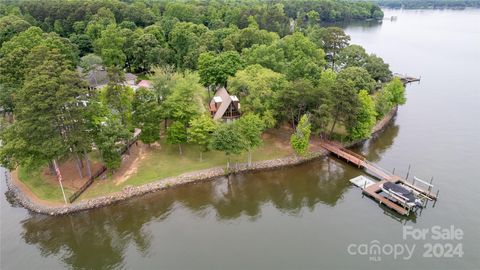 A home in Terrell