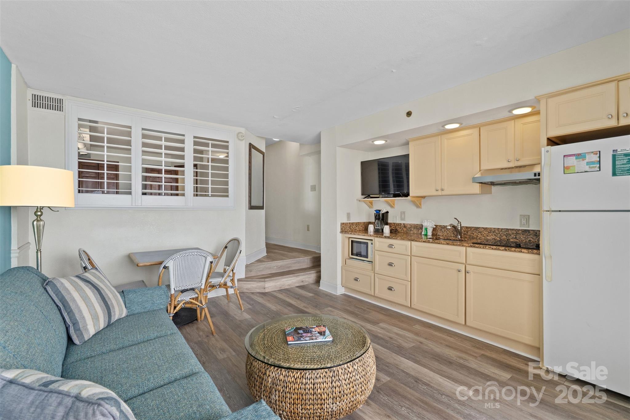 4800 S Ocean Boulevard 1011