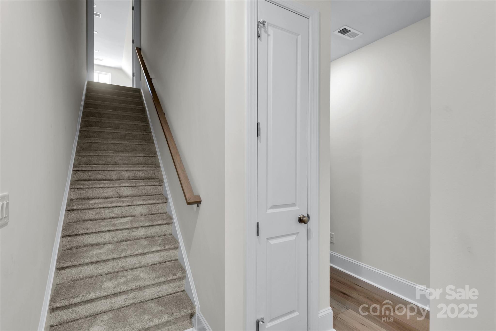 College Place - Residential