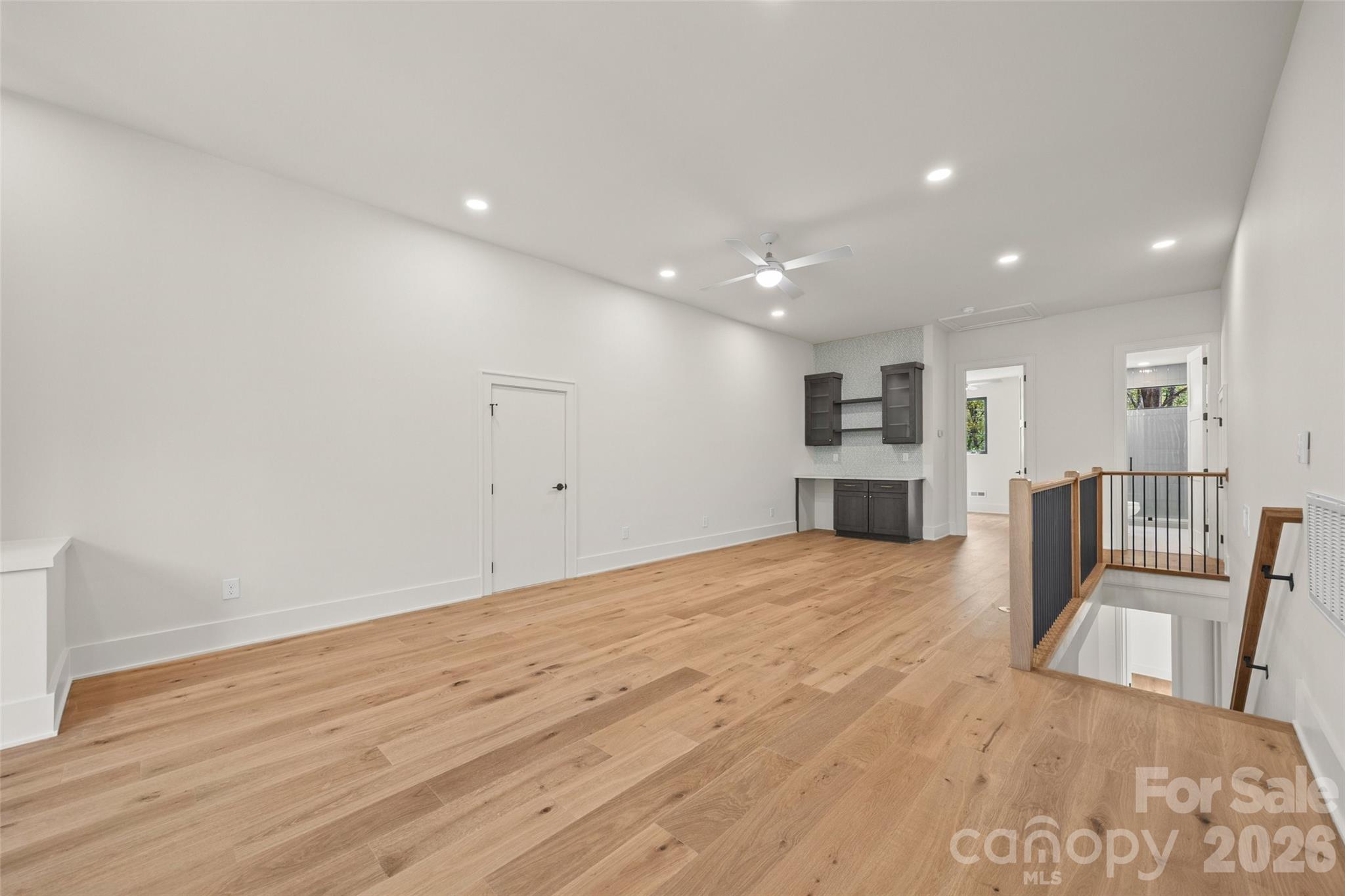 Crown Colony - Residential