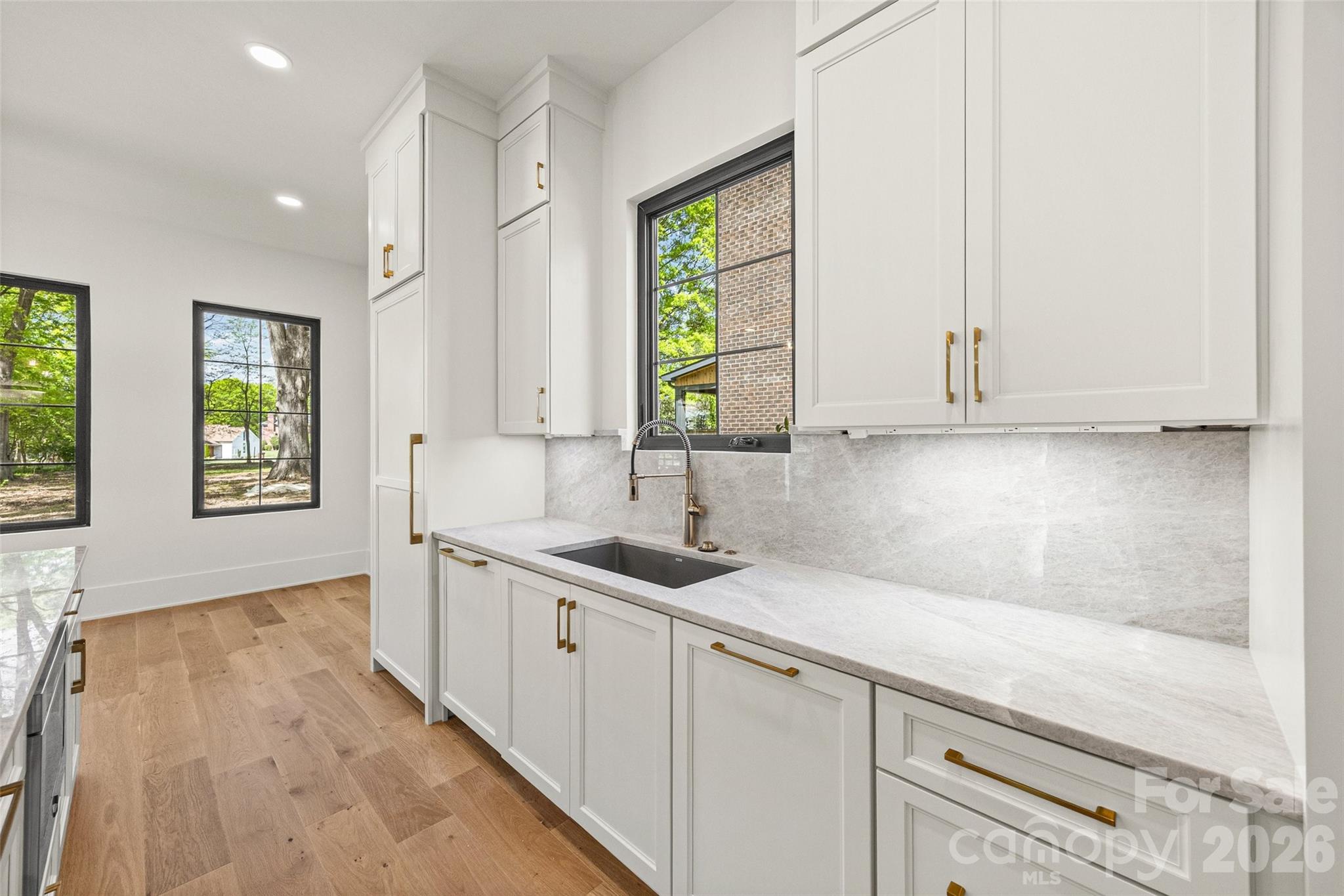 Crown Colony - Residential