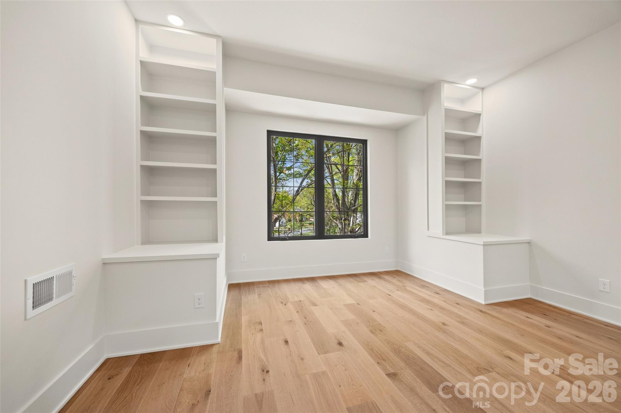 Crown Colony - Residential