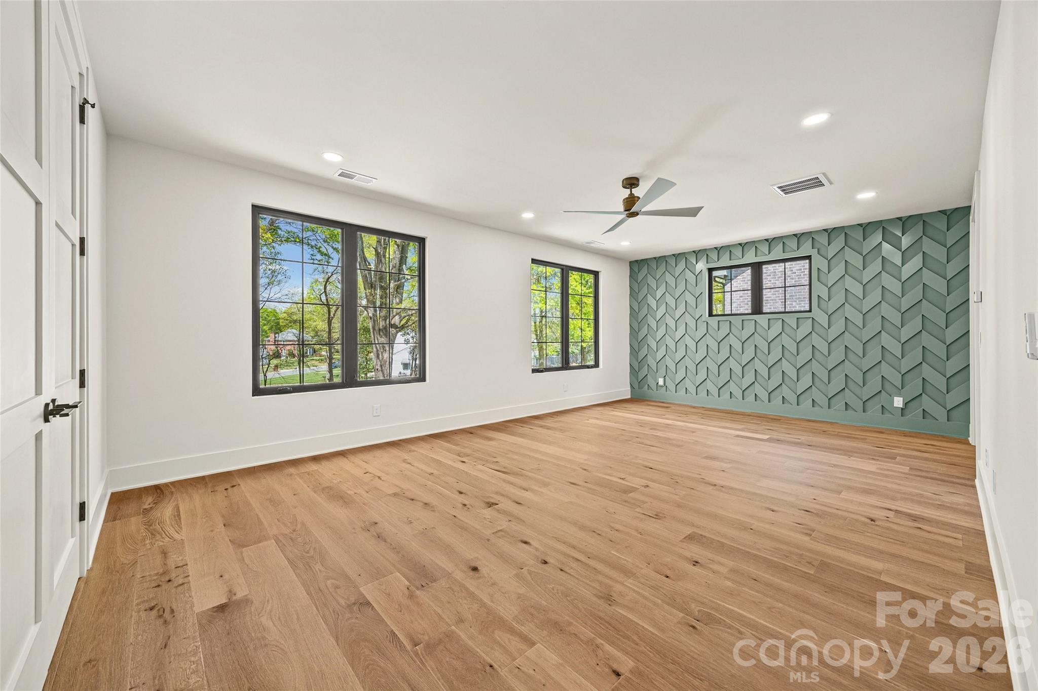 Crown Colony - Residential