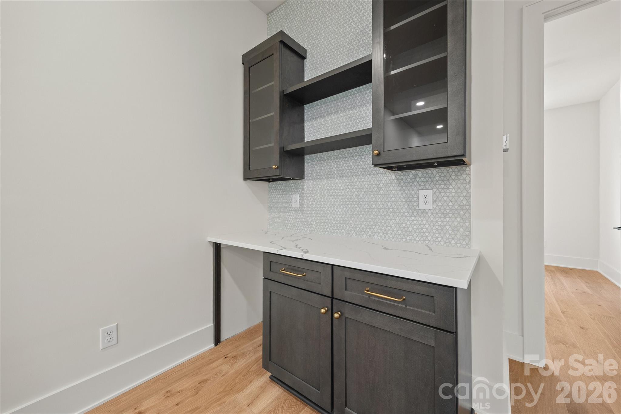 Crown Colony - Residential