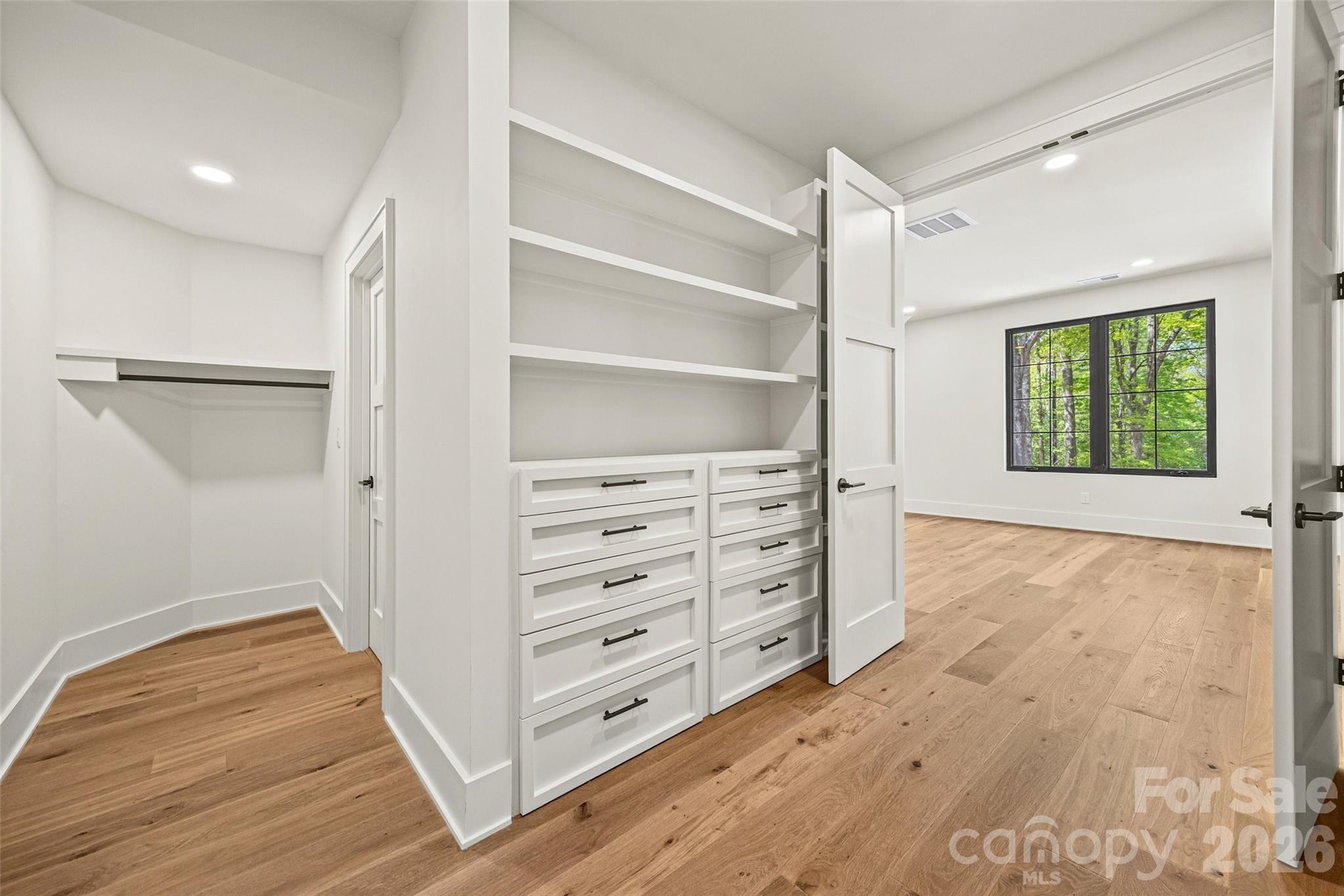 Crown Colony - Residential