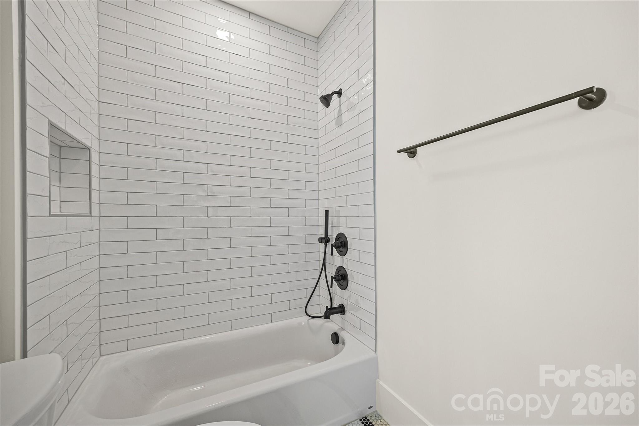 Crown Colony - Residential