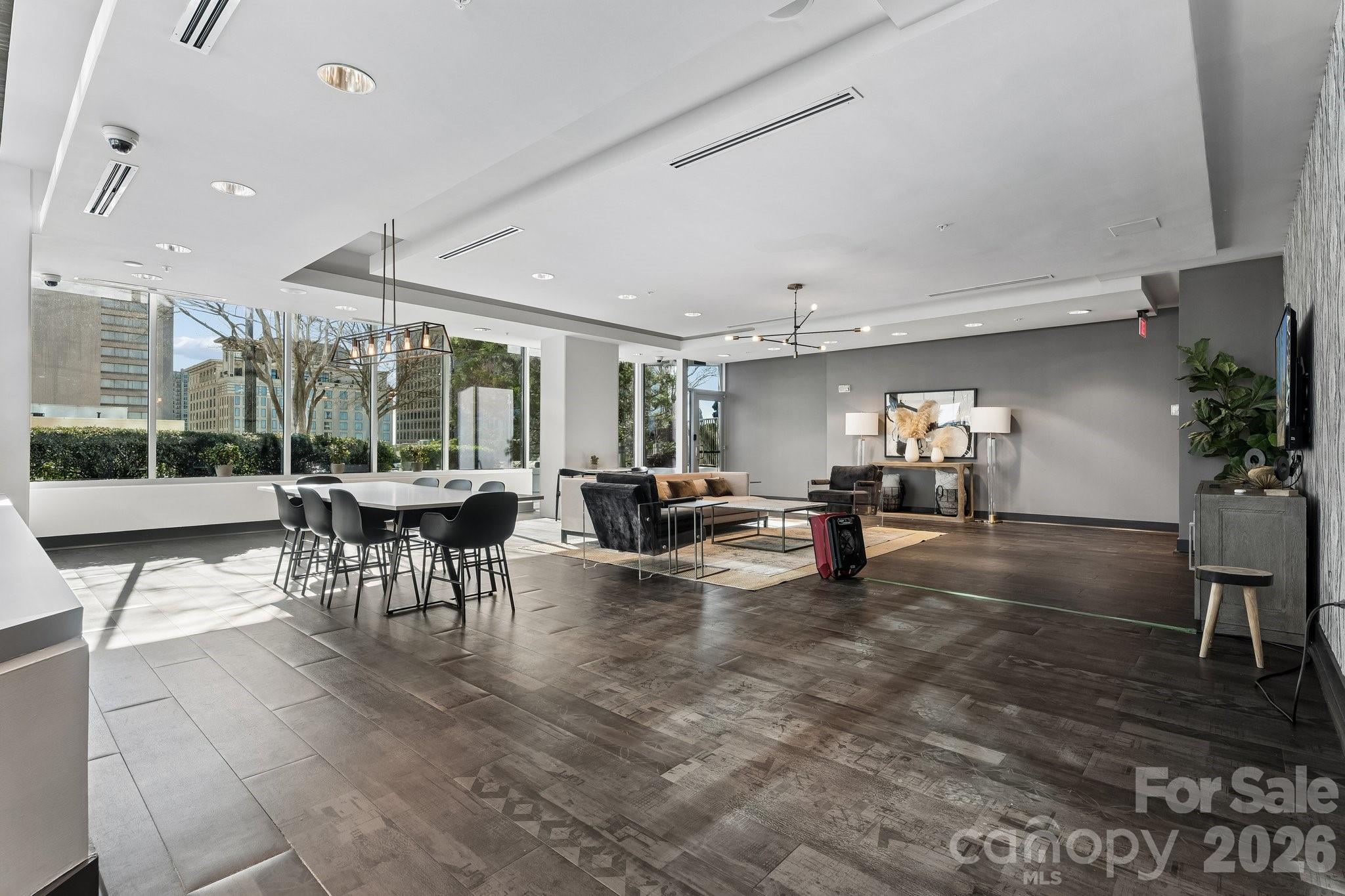 Avenue Condominiums - Residential