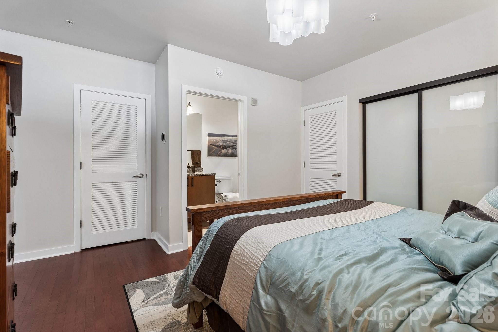 Avenue Condominiums - Residential