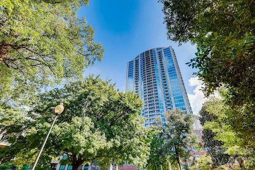 Avenue Condominiums - Residential