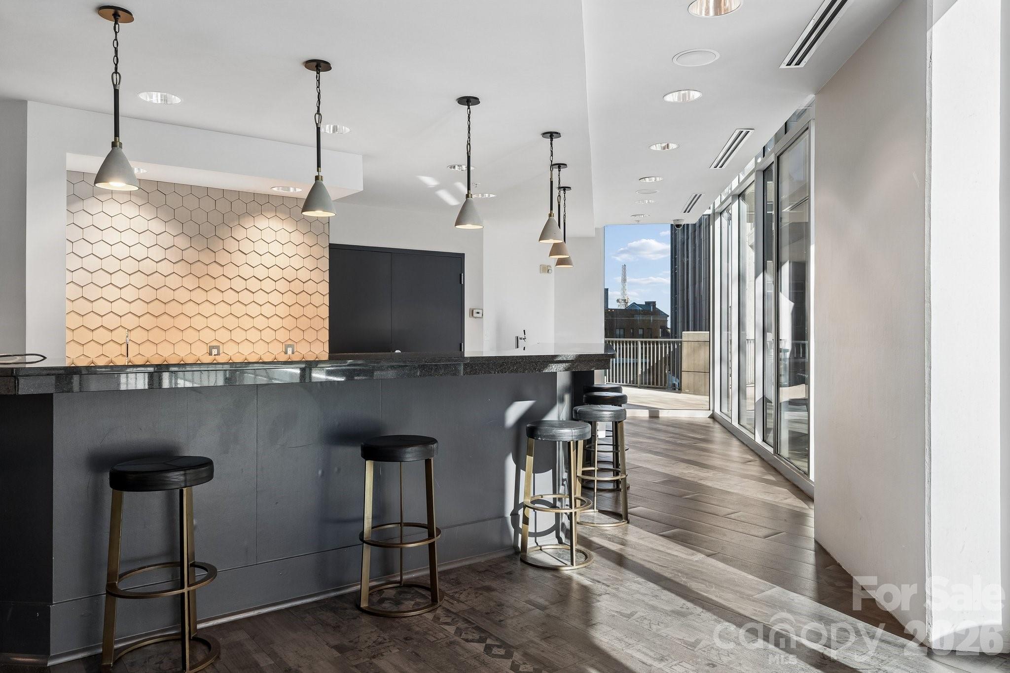 Avenue Condominiums - Residential