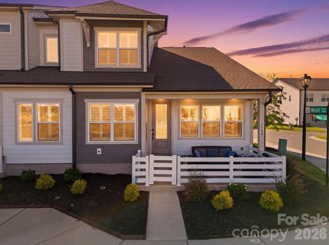 Photo of 5780 Mantle Way, Kannapolis, NC 28081 (MLS # 4397737)