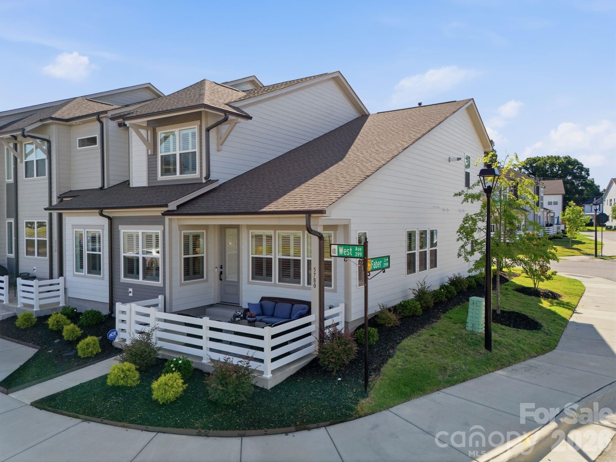 5780 Mantle Way