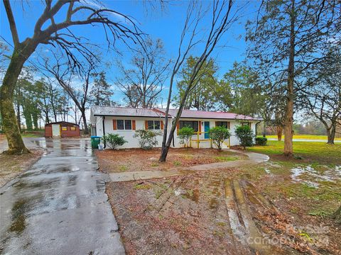 533 Amon Lane Pineville NC 28134