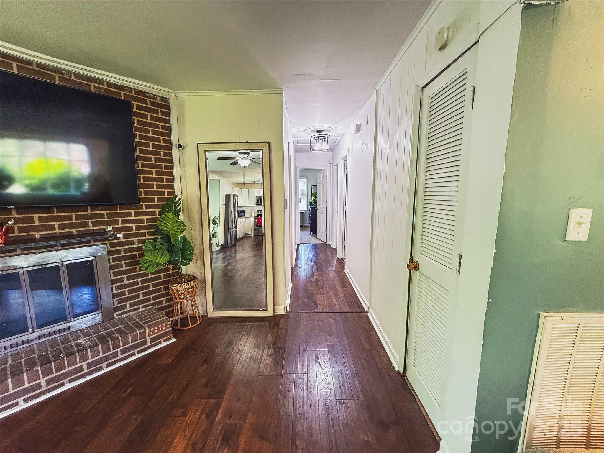 Sunset Park - Residential