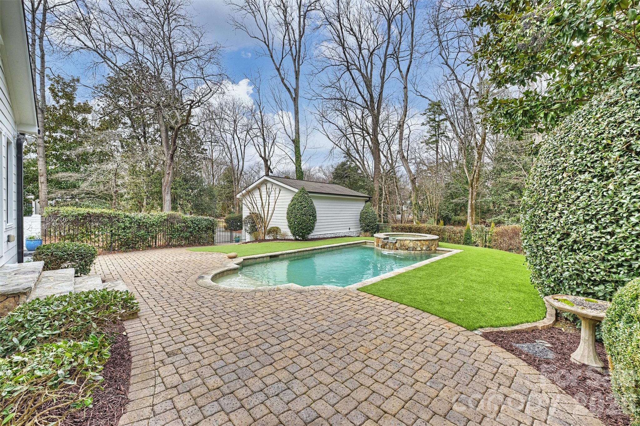 Jefferson Park - Residential