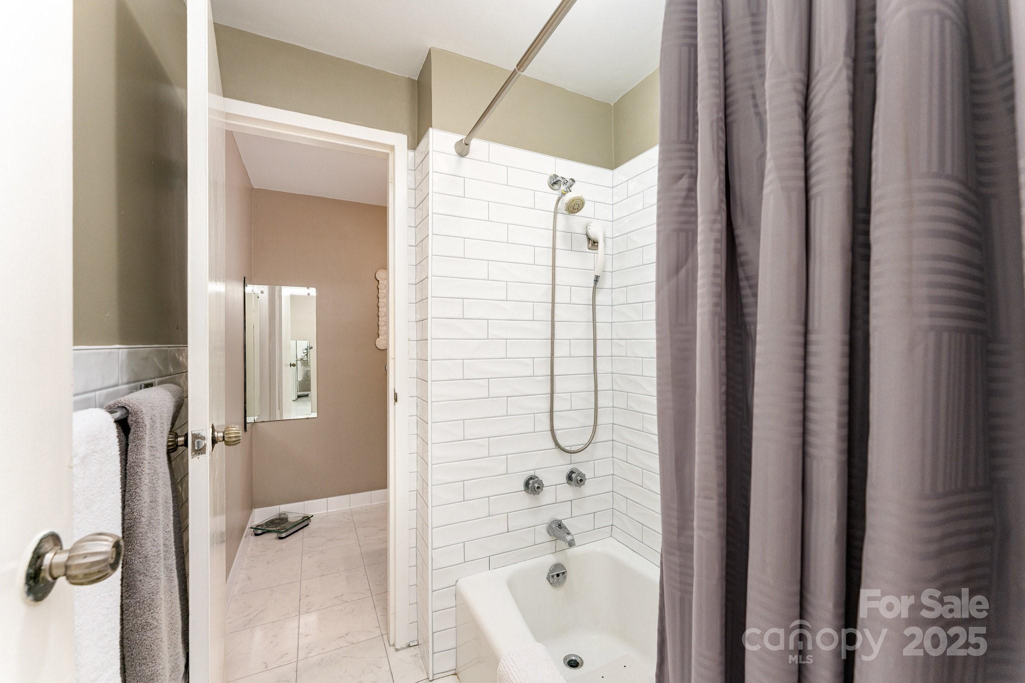 Kimberlee - Residential