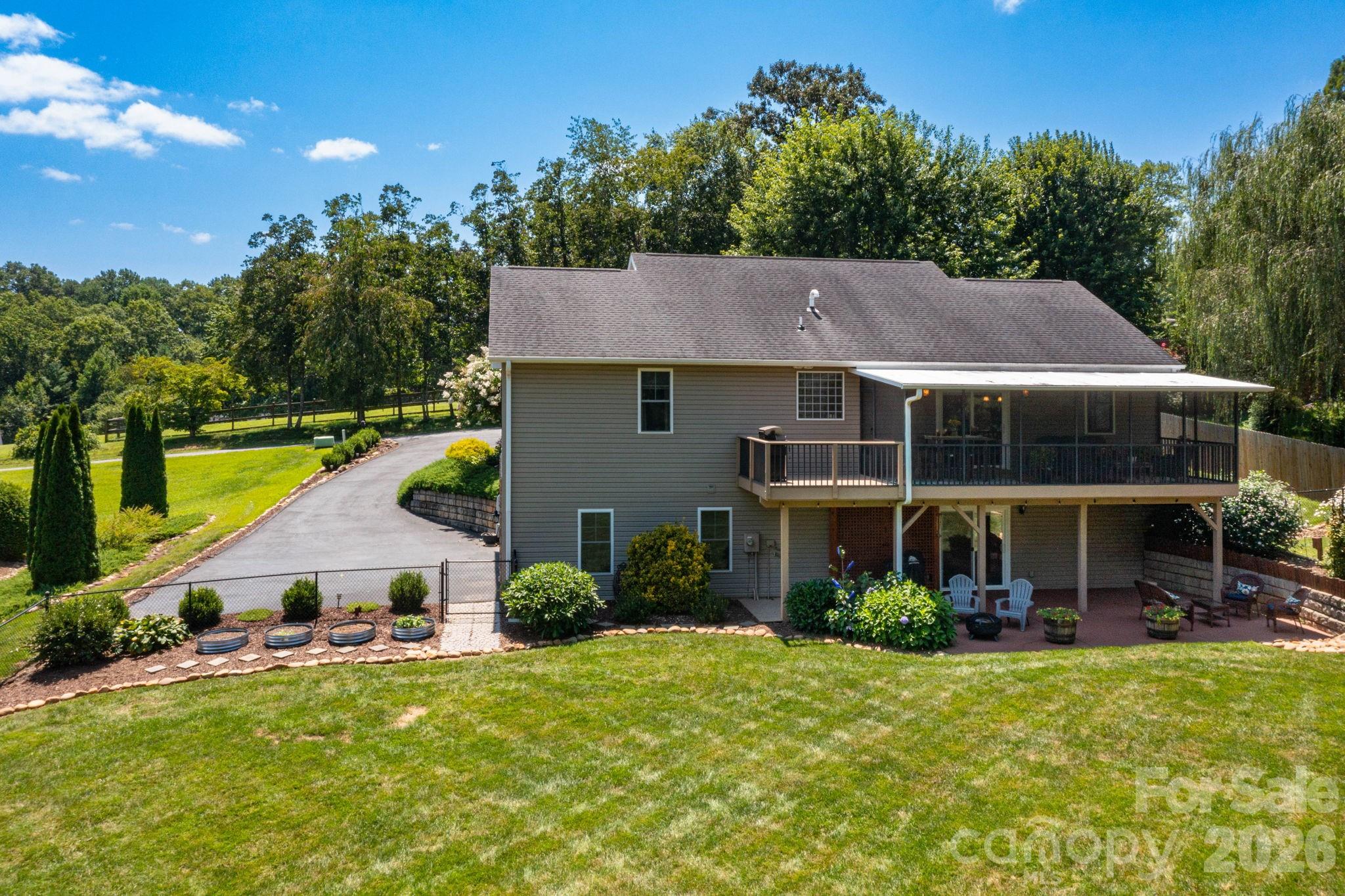 14 New Bishop Lane