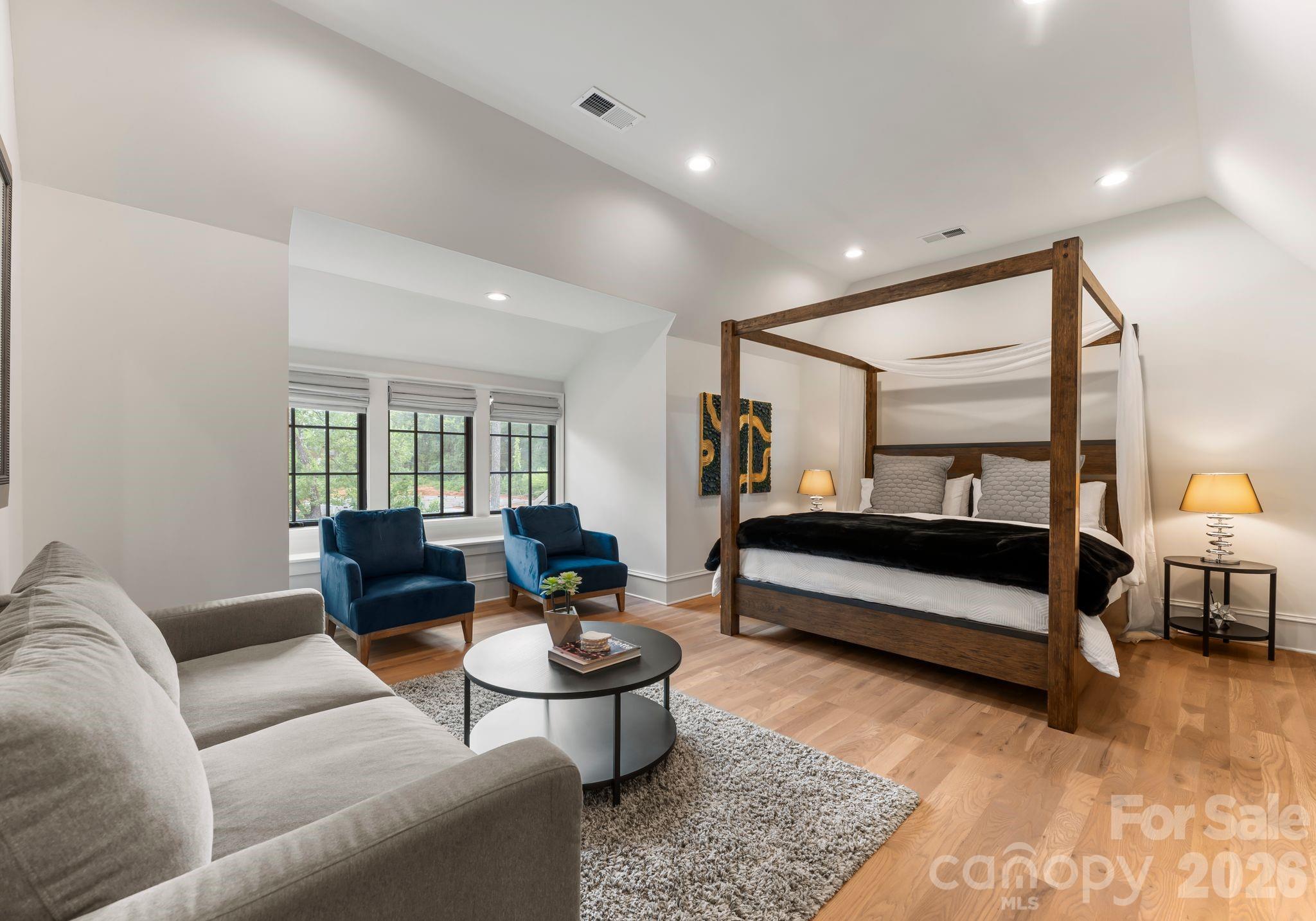 Mammoth Oaks - Residential