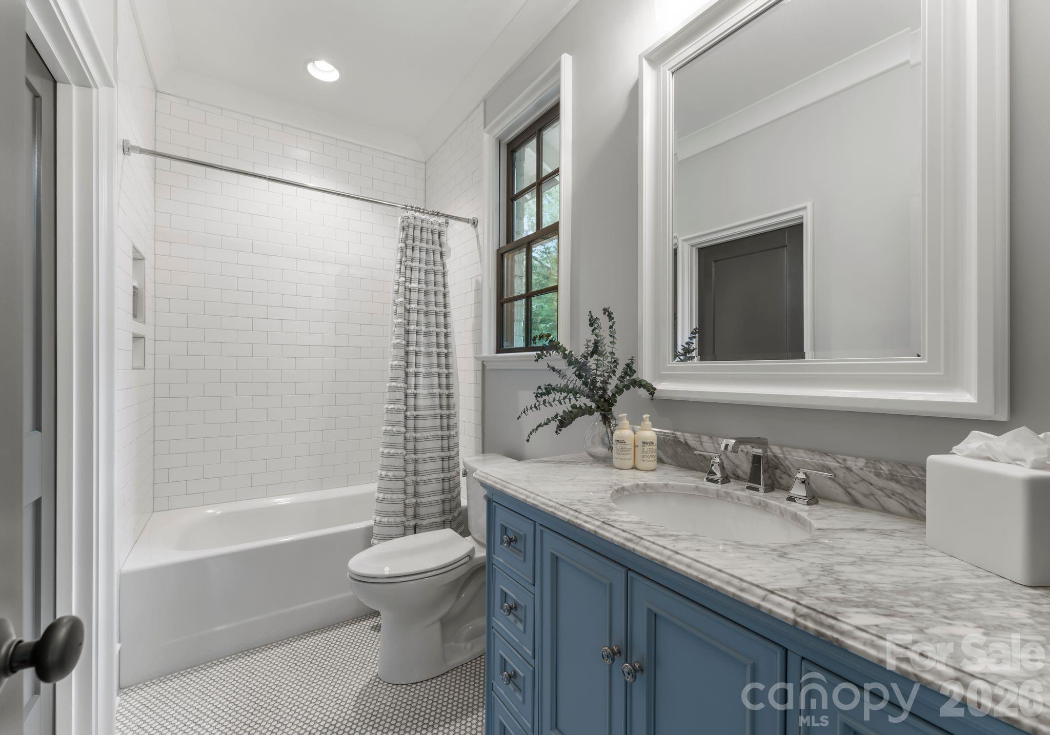 Mammoth Oaks - Residential