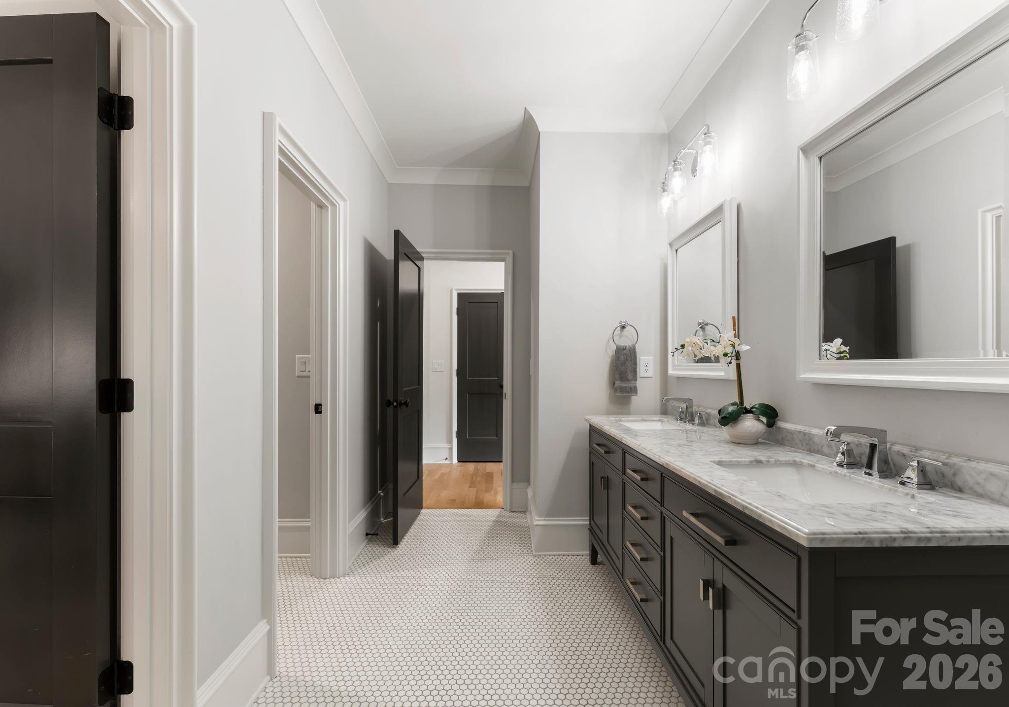 Mammoth Oaks - Residential