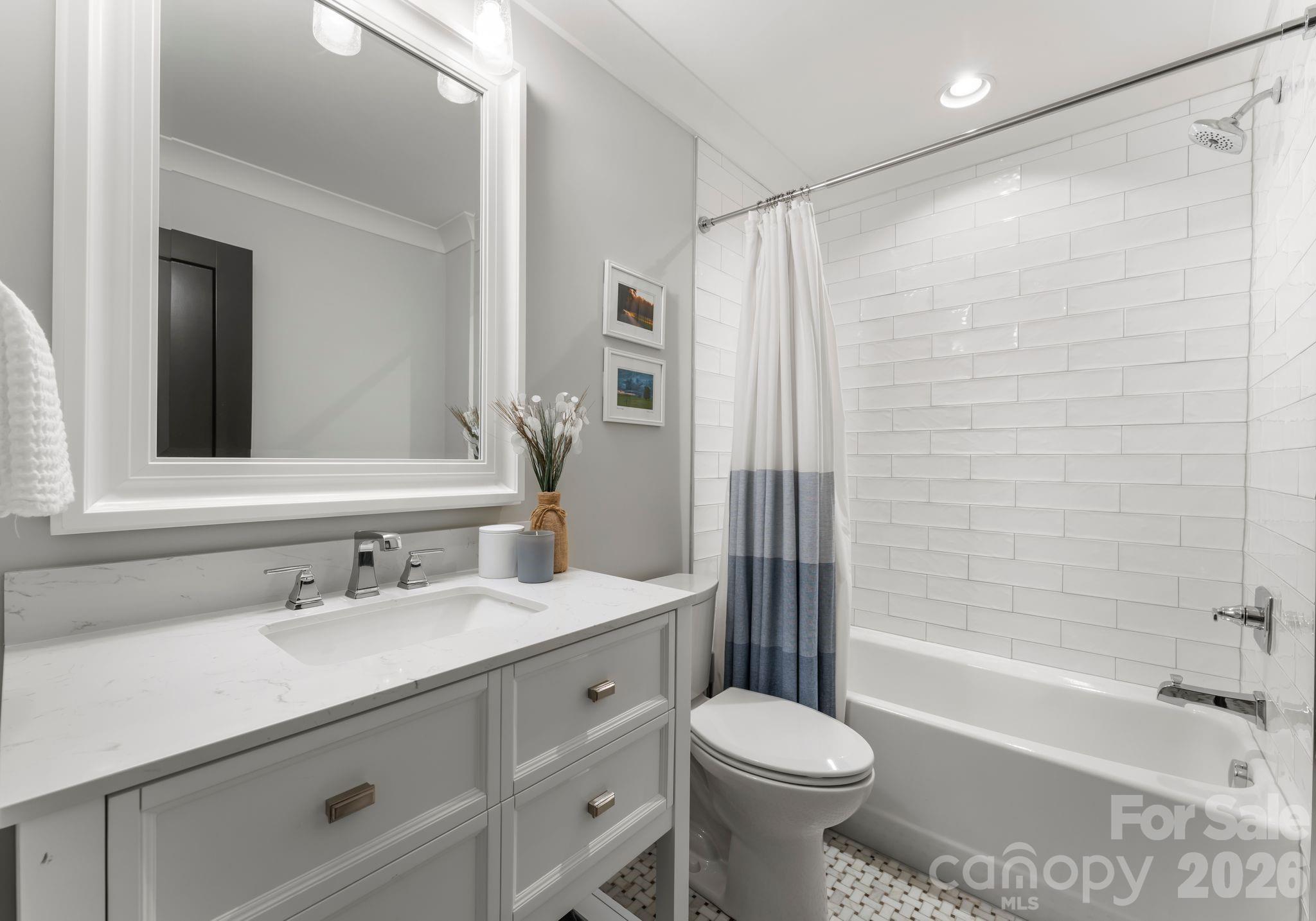 Mammoth Oaks - Residential