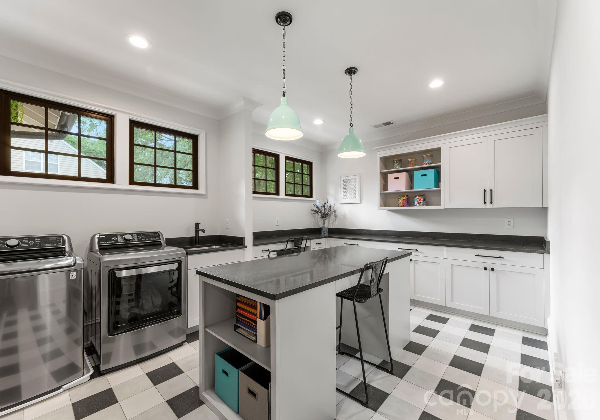 Mammoth Oaks - Residential