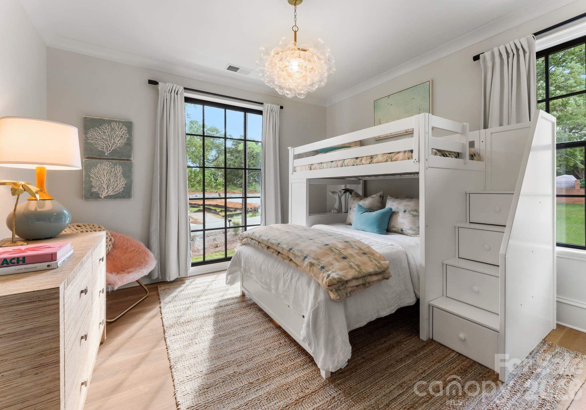 Mammoth Oaks - Residential