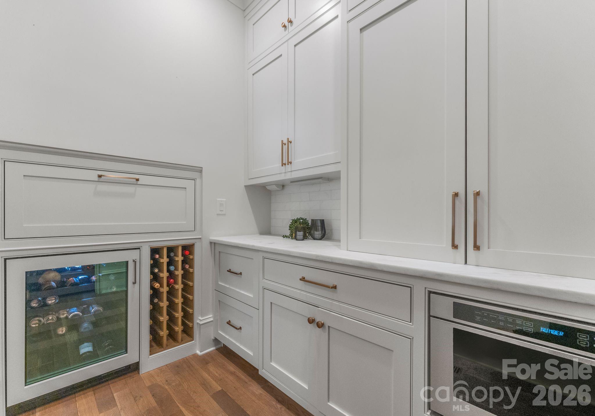 Mammoth Oaks - Residential