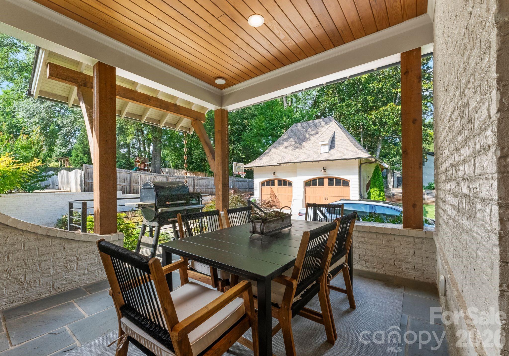 Mammoth Oaks - Residential