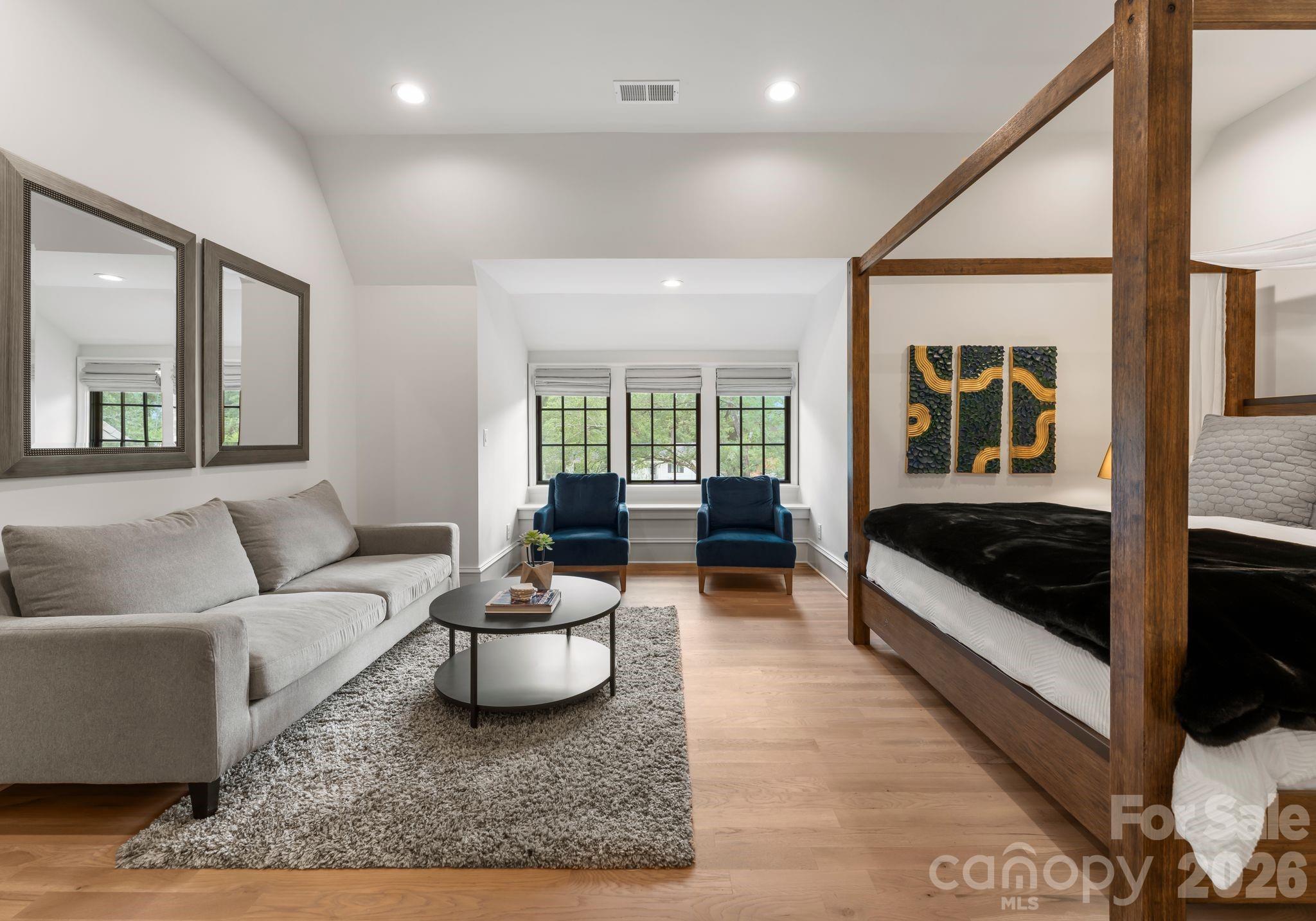 Mammoth Oaks - Residential