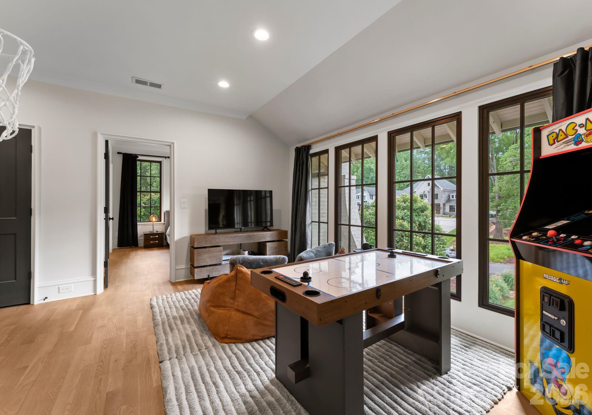 Mammoth Oaks - Residential