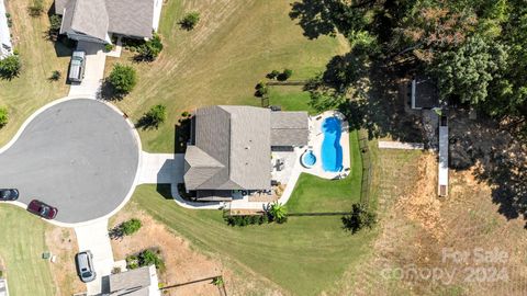 A home in Waxhaw