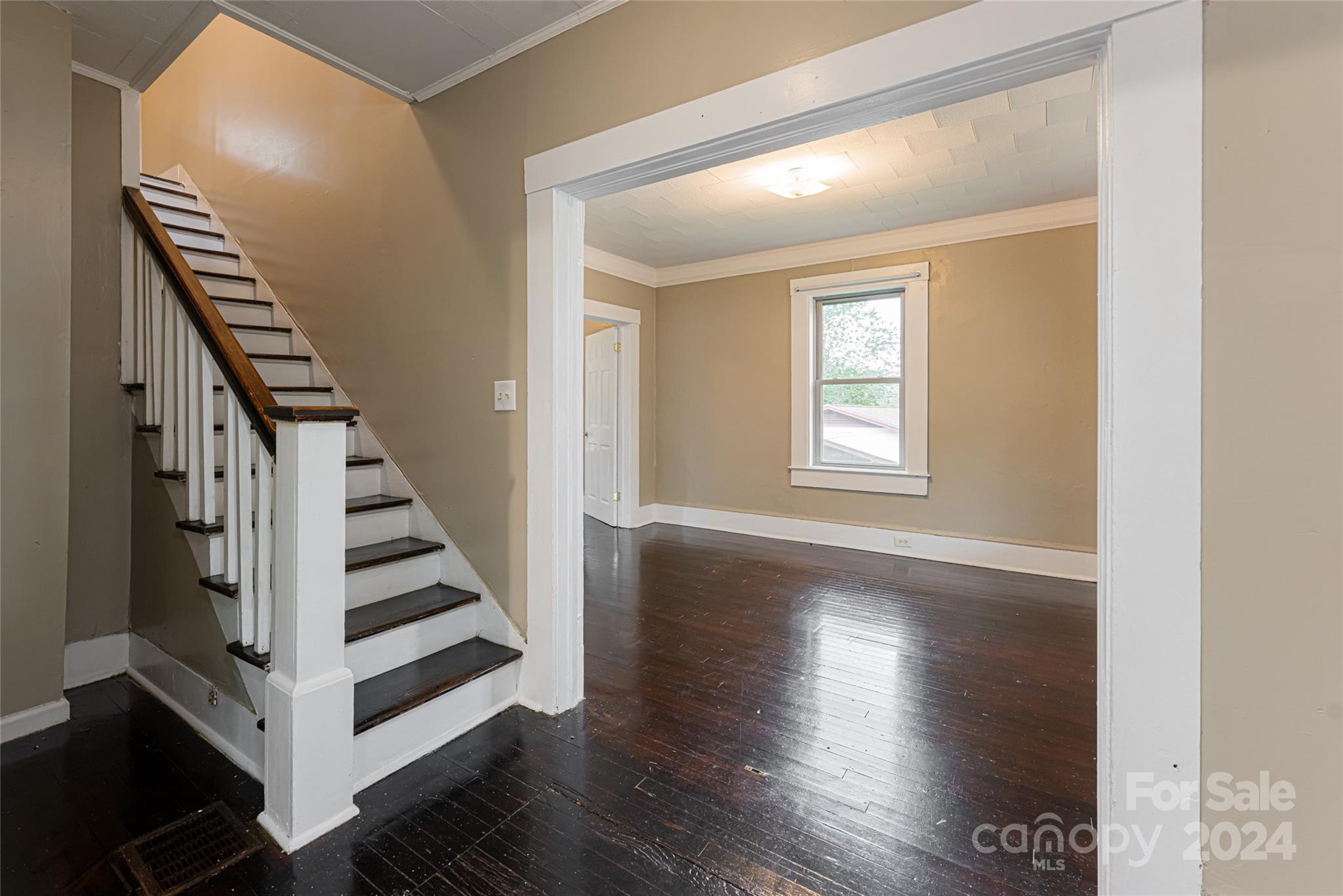 22 Pine Grove Avenue