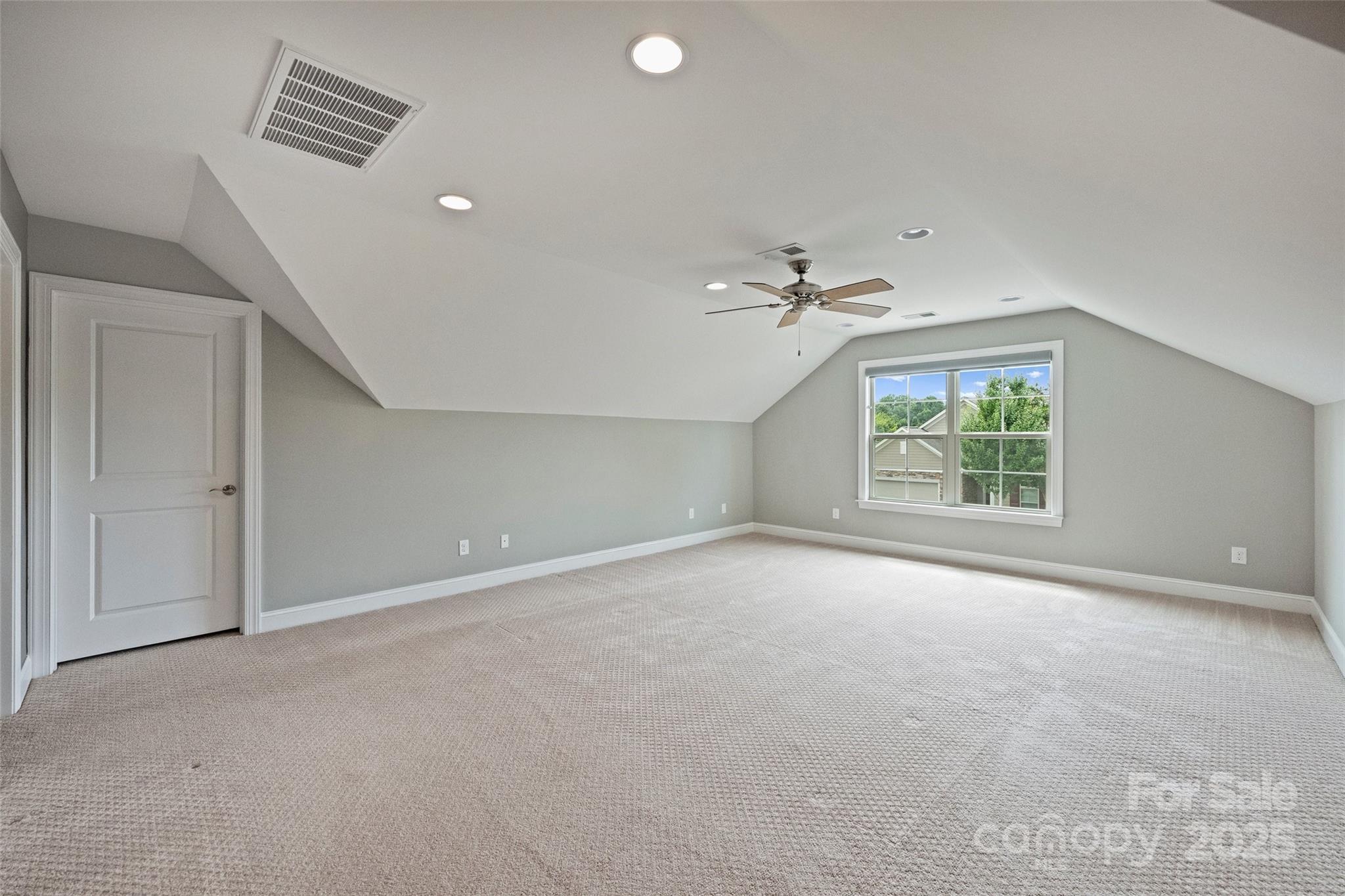 The Courtyards of Marvin - Residential