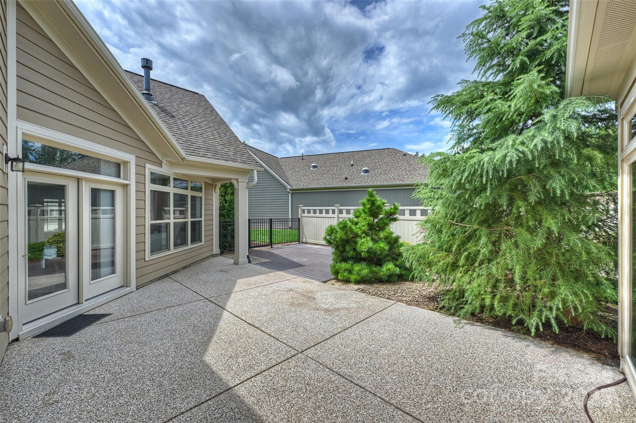 The Courtyards of Marvin - Residential