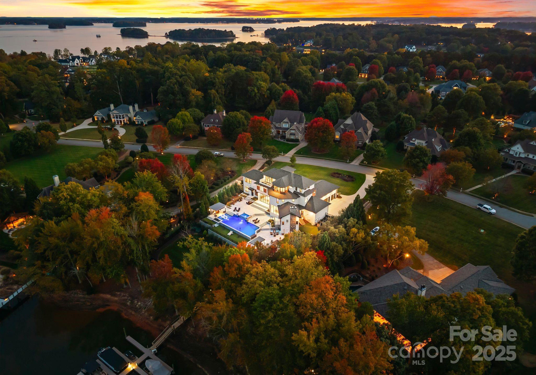 134 Cape Cod Way