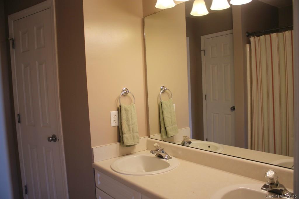 Eden Oaks - Residential