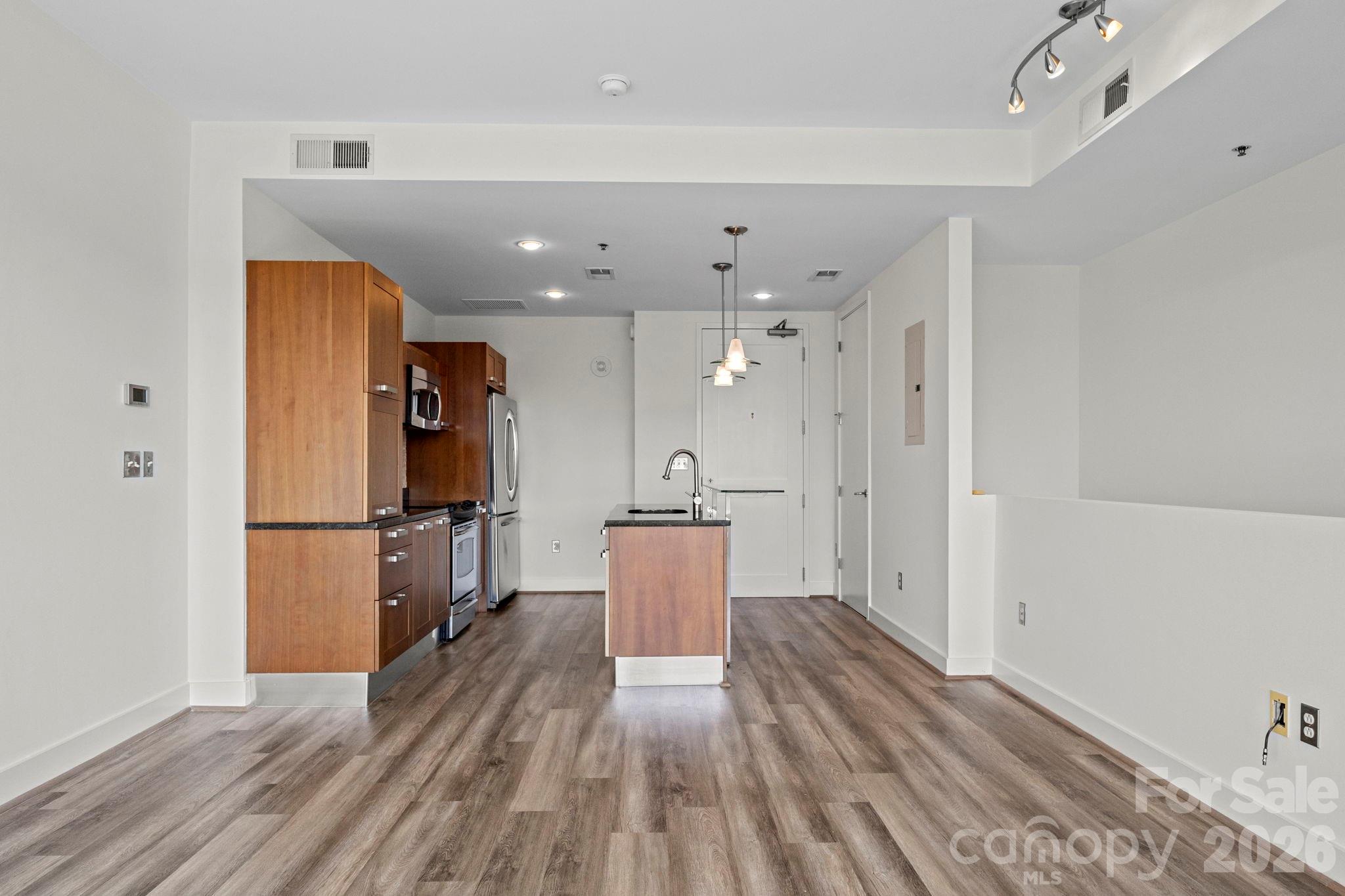 Metlofts - Residential