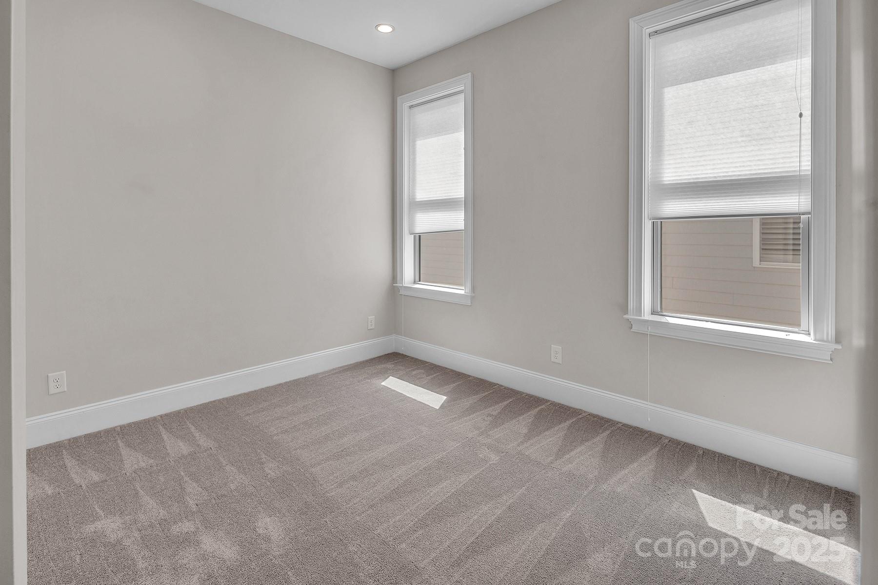 Regency at Palisades - Residential