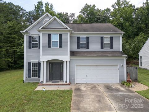 Photo of 9541 Green Apple Drive, Charlotte, NC 28215 (MLS # 4269556) Photo of 9541 Green Apple Drive, Charlotte, NC 28215 (MLS # 4269556)