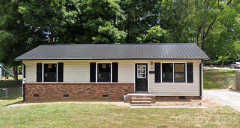 Photo of 100 W Nims Avenue, Mount Holly, NC 28120 (MLS # 4411668)
