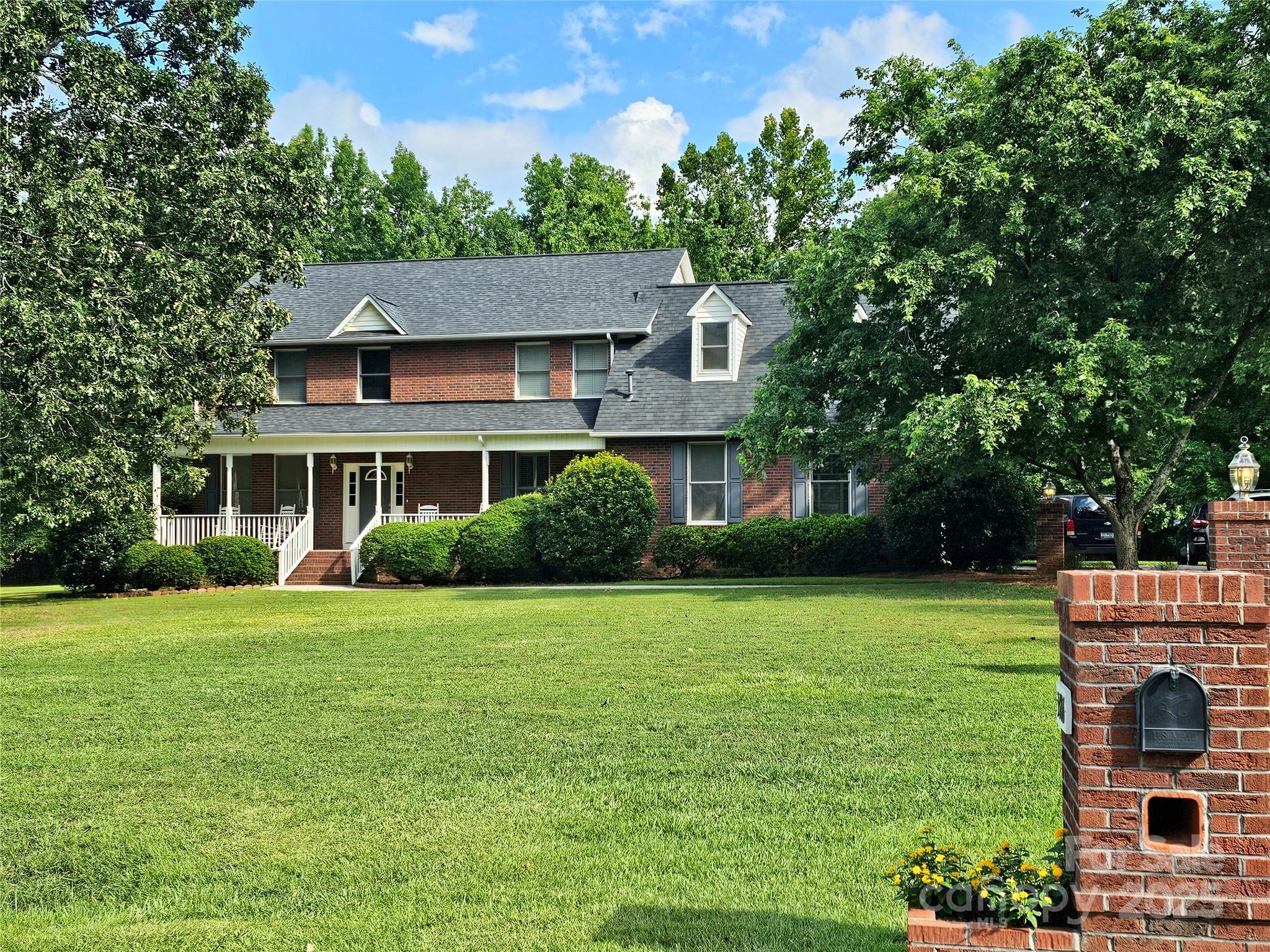 3486 Victorian Hills Drive