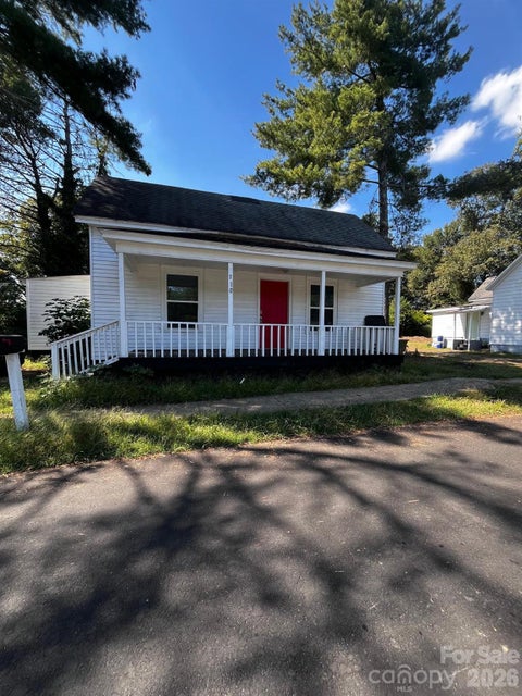 Photo of 710 Legrand Street, Shelby, NC 28150 (MLS # 4438584)