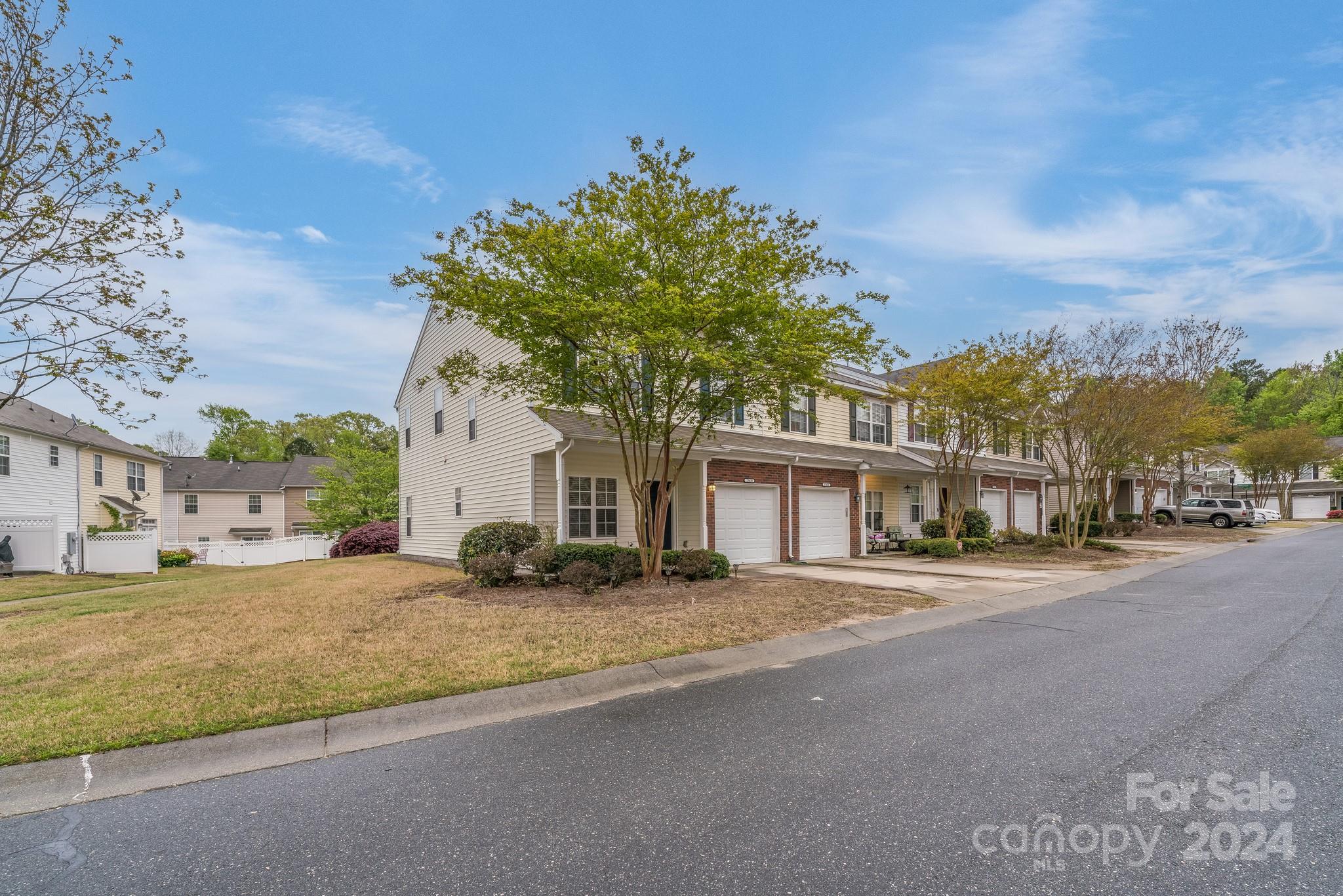 Charlotte Pines - Residential